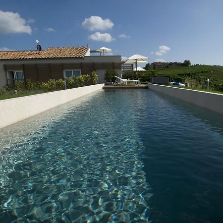 Casa Nelle Vigne Appartement Castiglione Tinella Buitenkant foto